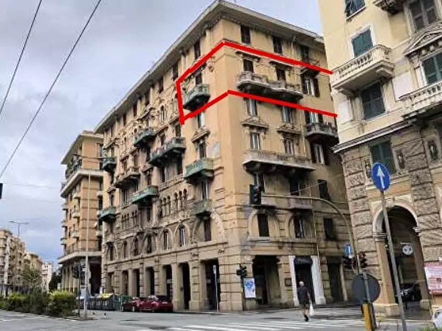 Immagine 1 di Pentalocale in vendita  in Via Antonio Cantore 29 a Genova