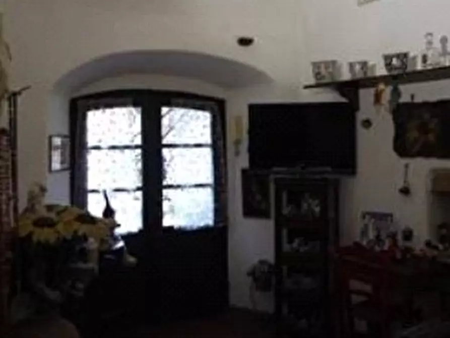 Immagine 3 di Quadrilocale in vendita  in Via Caprazoppa 26 a Finale Ligure