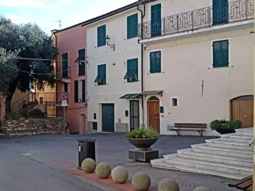 Immagine 1 di Trilocale in vendita  in Vico Paradiso 2 a Diano Marina