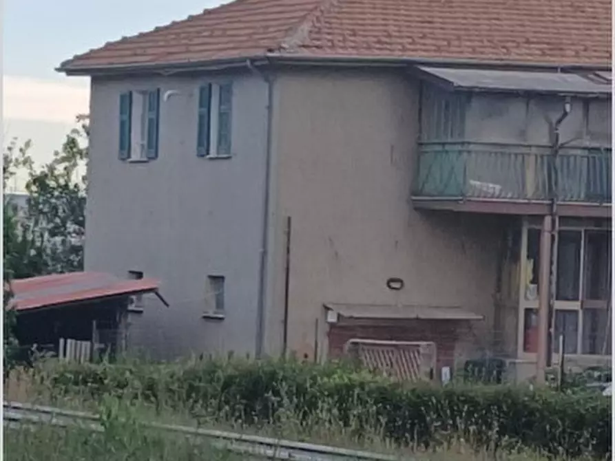 Immagine 1 di Terratetto in vendita  in Corso Guglielmo Marconi 168 a Cairo Montenotte