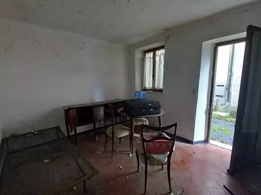 Immagine 4 di Quadrilocale in vendita  in Via Fieschi 2 a Montoggio