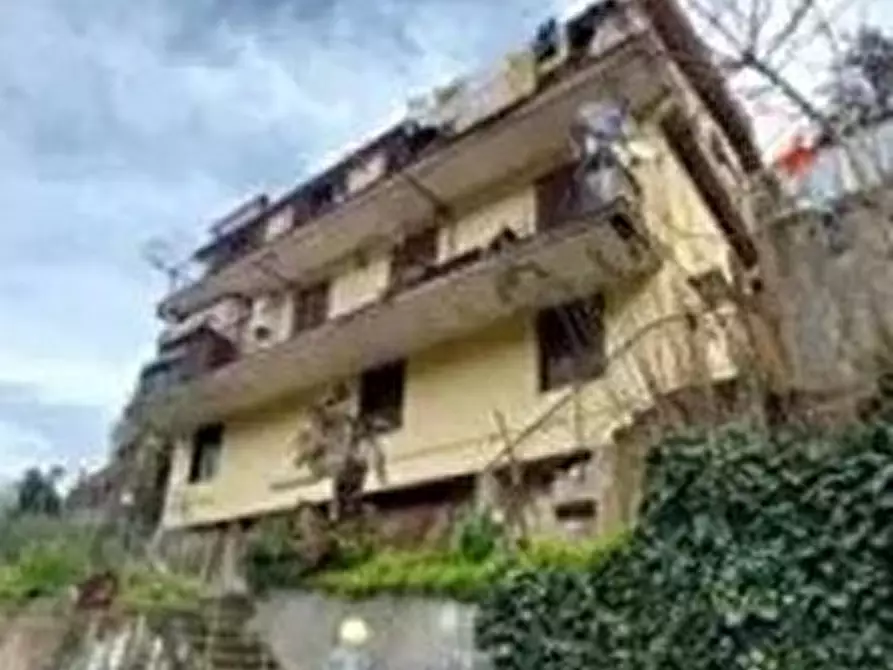 Immagine 1 di Pentalocale in vendita  in Via Domenico Tempesta 8 a Ventimiglia