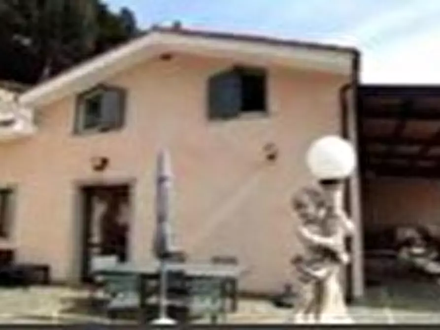Immagine 1 di Villa in vendita  in Via Torretta 21 a Ventimiglia