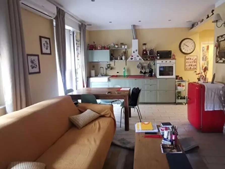 Immagine 8 di Pentalocale in vendita  in Via Giovanni Amendola 1A a Genova