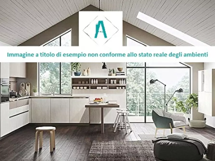 Immagine 4 di Pentalocale in vendita  in Via Cornigliano 34 a Genova