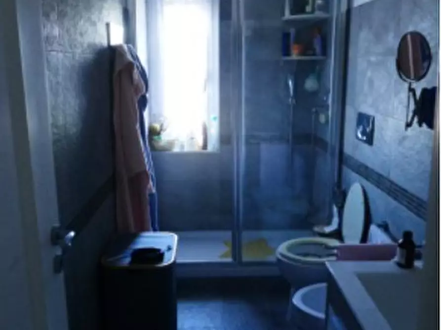 Immagine 7 di Quadrilocale in vendita  in Via Romagna 51 a Genova