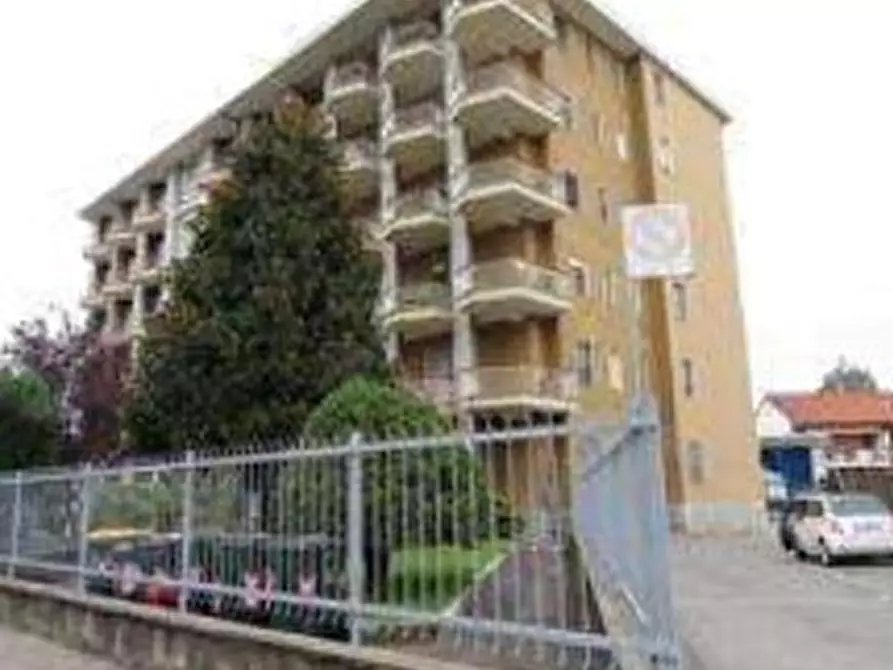 Immagine 1 di Pentalocale in vendita  in Strada di San Mauro 48 a Torino