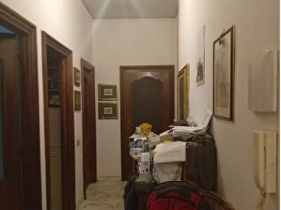 Immagine 4 di Pentalocale in vendita  in Via Fratelli Canepa 3 a Savona