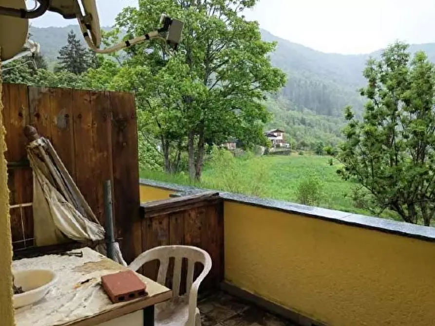 Immagine 9 di Quadrilocale in vendita  in Località Roncolongo 1 a Santo Stefano D'aveto