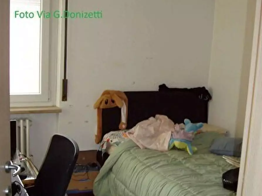 Immagine 6 di Quadrilocale in vendita  in Via Gaetano Donizetti 25/14 a Valenza