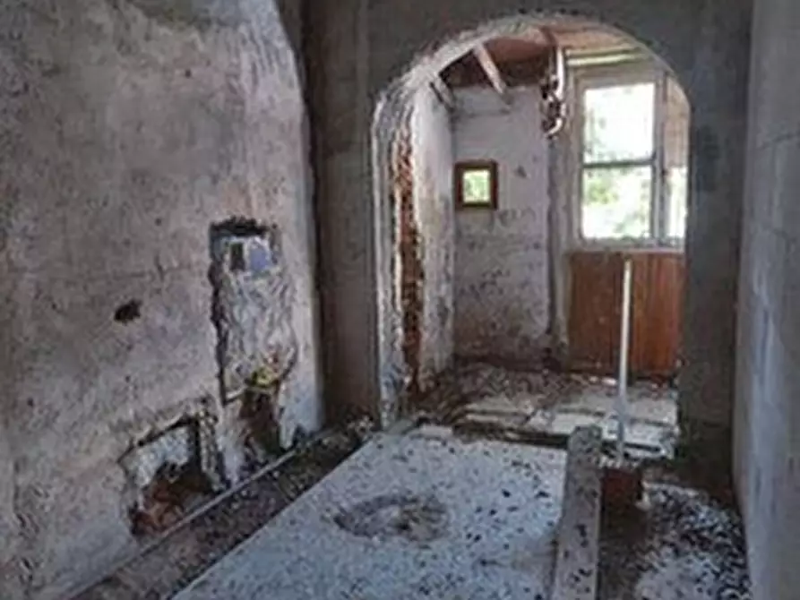 Immagine 7 di Pentalocale in vendita  in Via Paleologo 54 a Altare