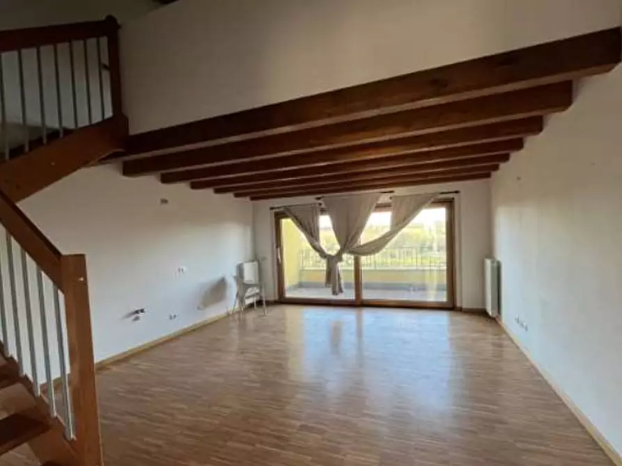 Immagine 6 di Casa indipendente in vendita  in Strada Provinciale 108 snc a Momperone