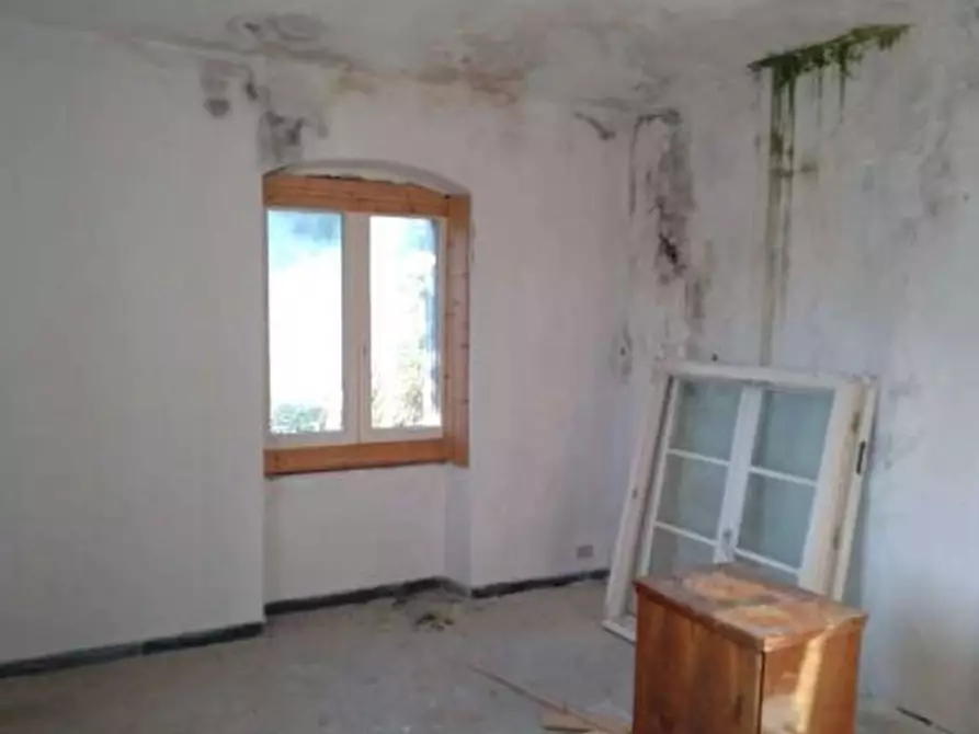 Immagine 5 di Pentalocale in vendita  in Via Venticinque Aprile 49 a Camogli