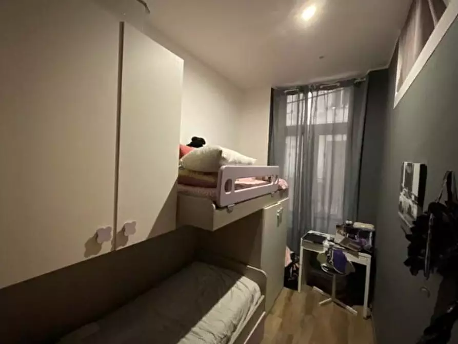 Immagine 6 di Pentalocale in vendita  in Piazza Gaetano Alimonda 3 a Genova