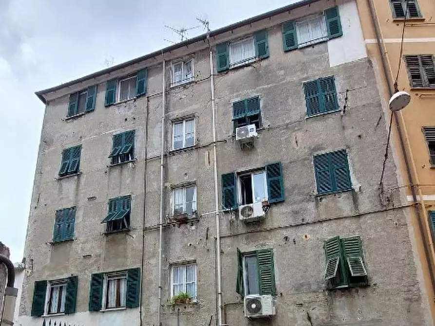 Immagine 1 di Quadrilocale in vendita  in Via Renato Quartini 30 a Genova