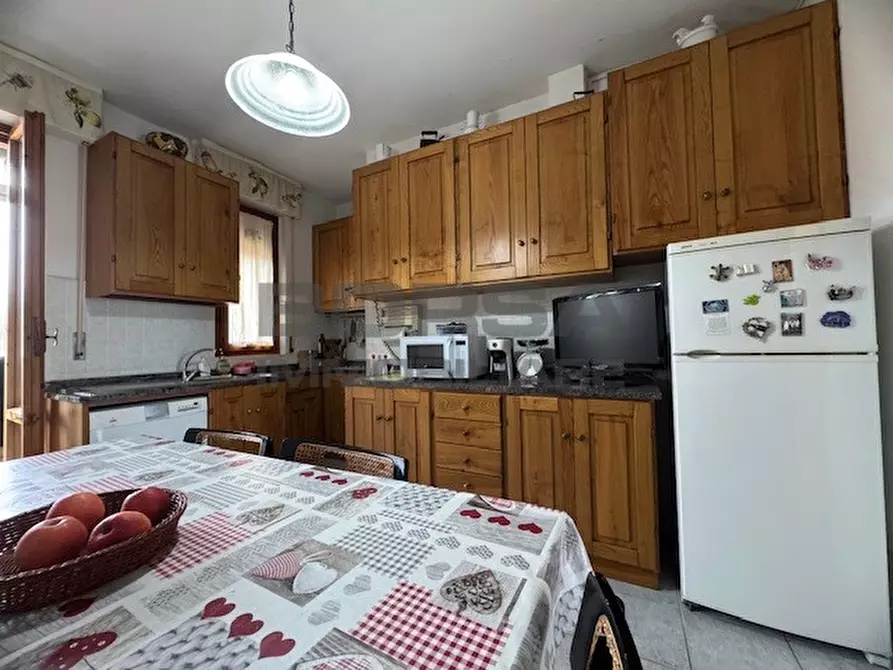 Immagine 23 di Pentalocale in vendita  in Via degli Scarronzoni 5 a Livorno