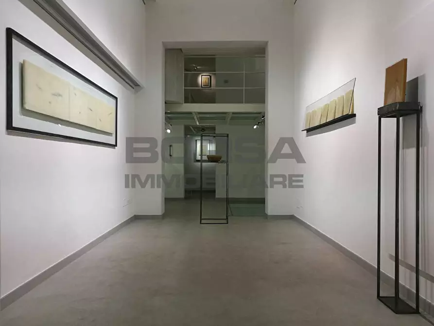 Immagine 22 di Attività commerciale in vendita  in Via Roma a Livorno