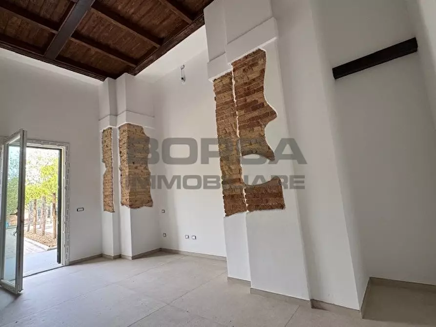Immagine 9 di Appartamento in vendita  in Via delle Sorgenti 402 a Livorno