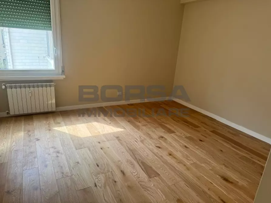 Immagine 12 di Pentalocale in vendita  in Via Baciocchi 2 a Livorno