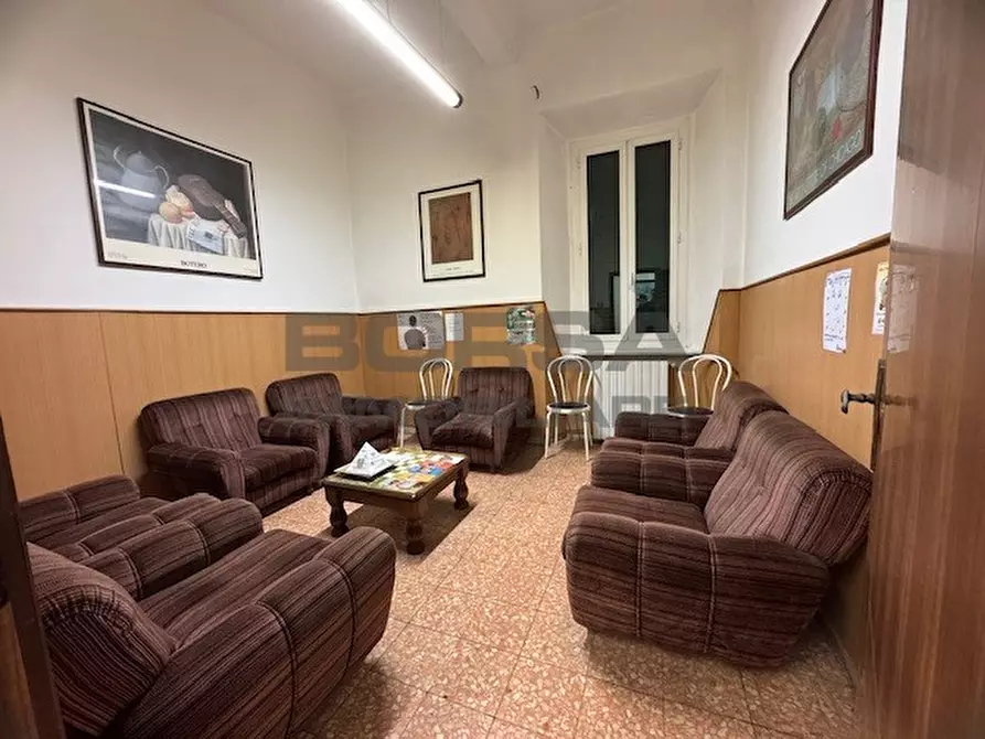 Immagine 5 di Ufficio in vendita  a Livorno