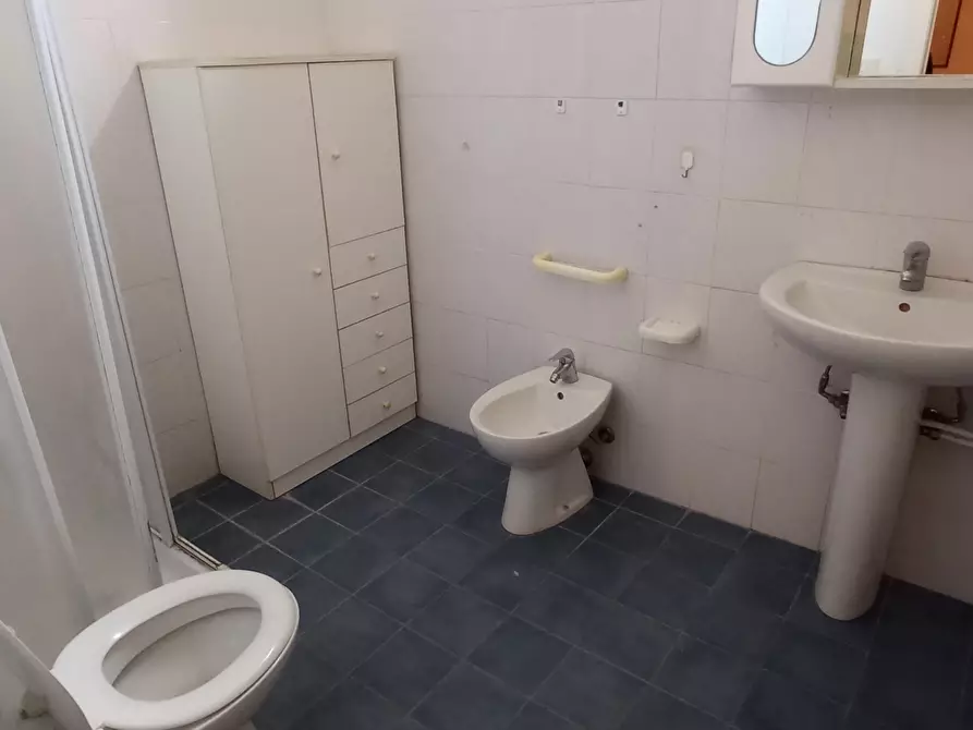 Immagine 17 di Casa indipendente in vendita  a Ragusa