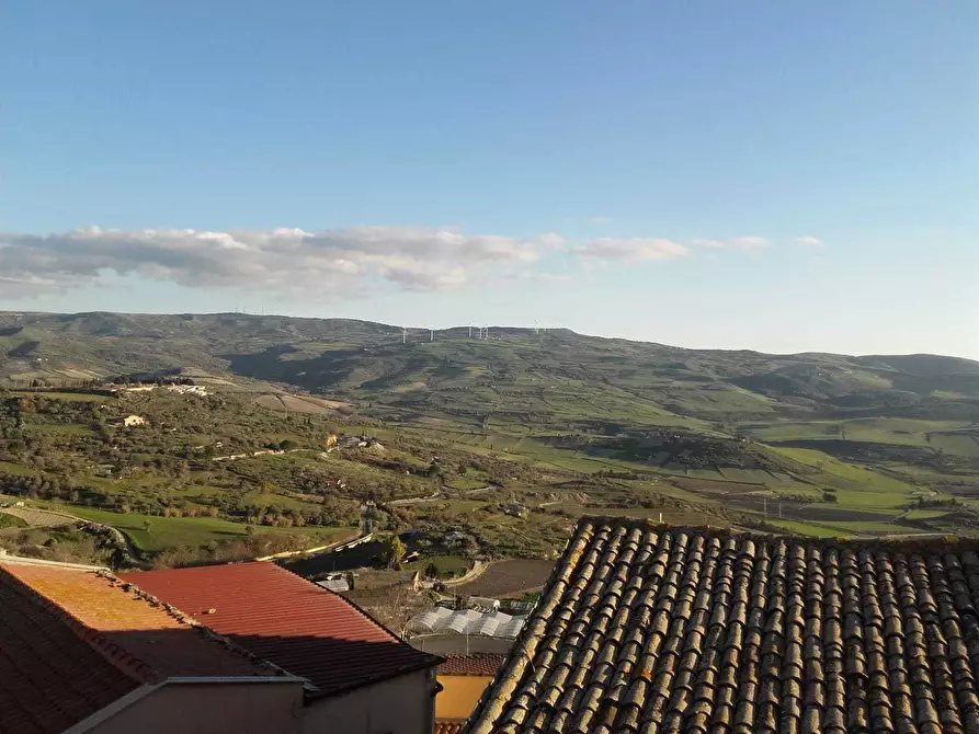 Immagine 2 di Palazzo in vendita  a Vizzini