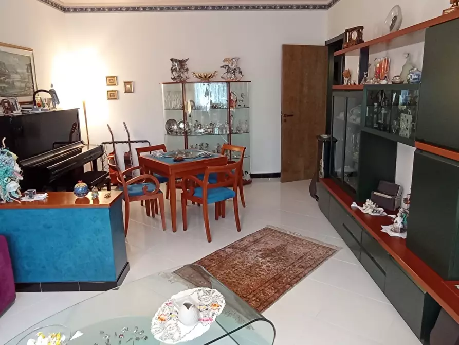 Immagine 3 di Pentalocale in vendita  a Ragusa