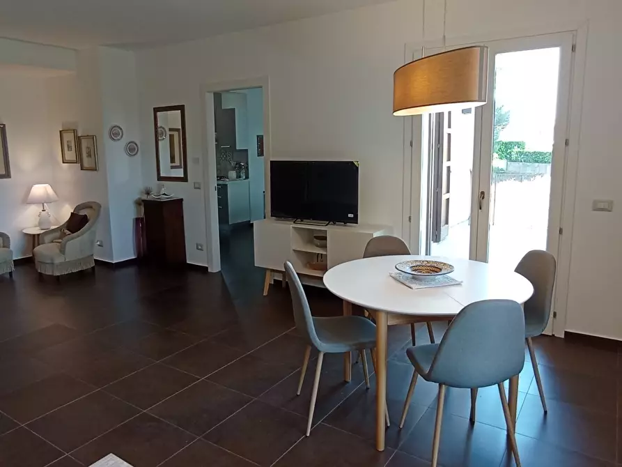 Immagine 4 di Pentalocale in affitto  a Ragusa