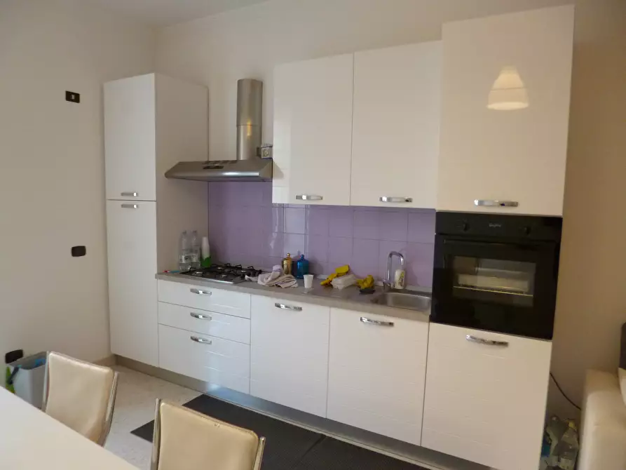 Immagine 2 di Quadrilocale in vendita  a Ragusa