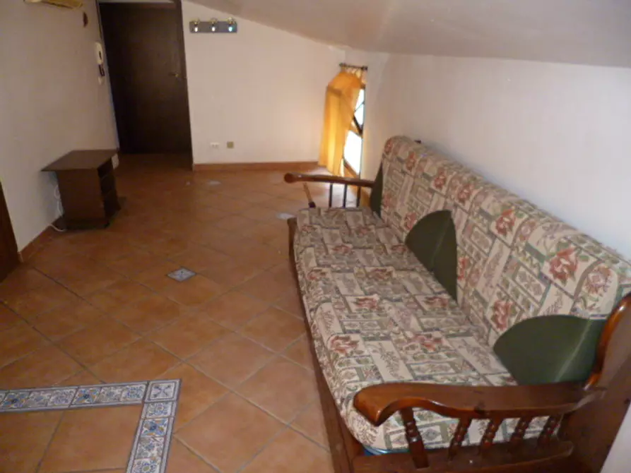 Immagine 4 di Mansarda in affitto  a Ragusa