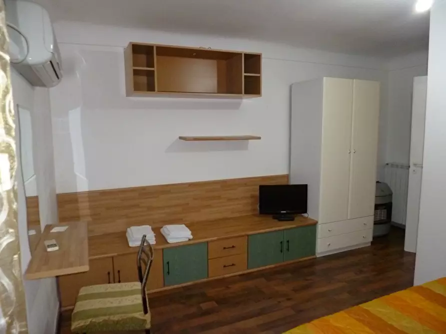 Immagine 22 di Casa indipendente in vendita  a Ragusa