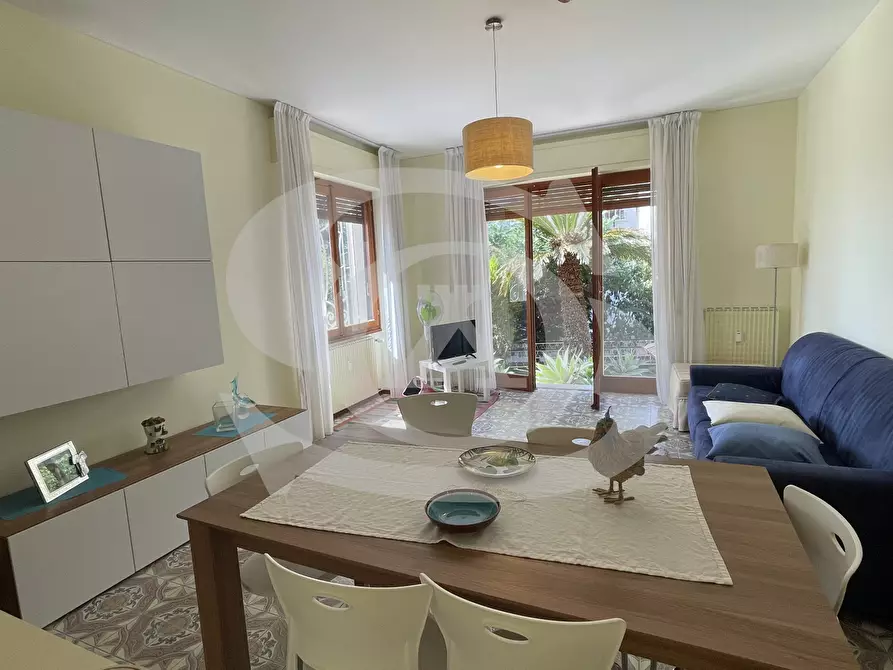 Immagine 9 di Trilocale in vendita  in Via degli Ulivi 5 a Ospedaletti