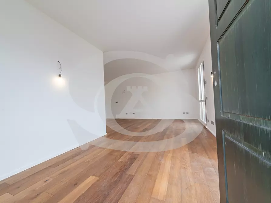 Immagine 6 di Quadrilocale in vendita  in Via degli Anemoni s.n.c. a Ospedaletti