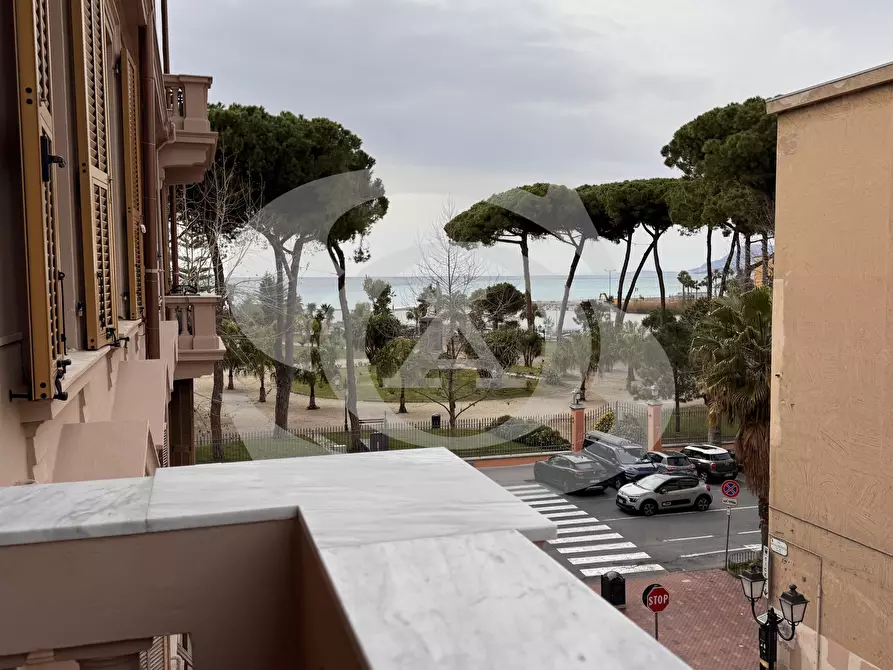 Immagine 19 di Quadrilocale in vendita  in Via Vittorio Veneto 5 a Ventimiglia