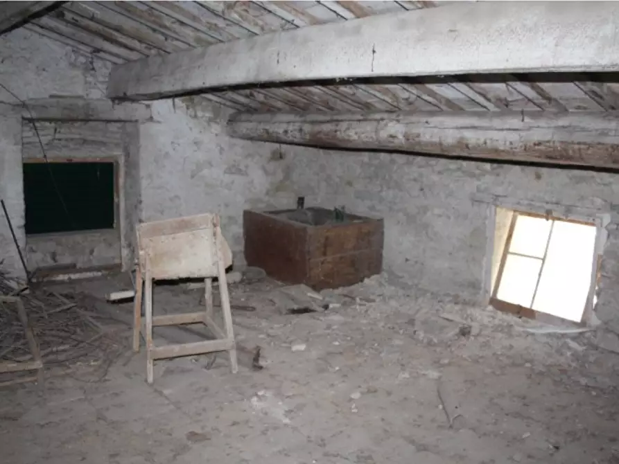 Immagine 5 di Porzione di casa in vendita  a Rocca San Casciano