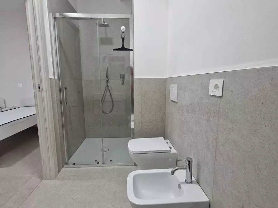 Immagine 21 di Pentalocale in affitto  a Cesena