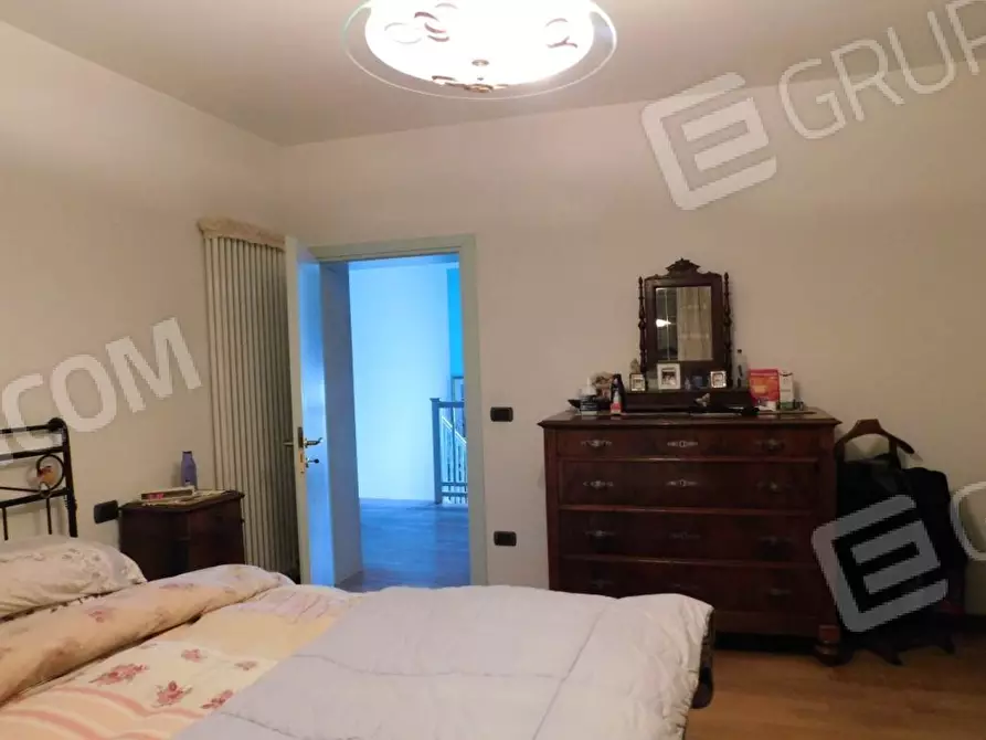 Immagine 4 di Porzione di casa in vendita  a Lugo