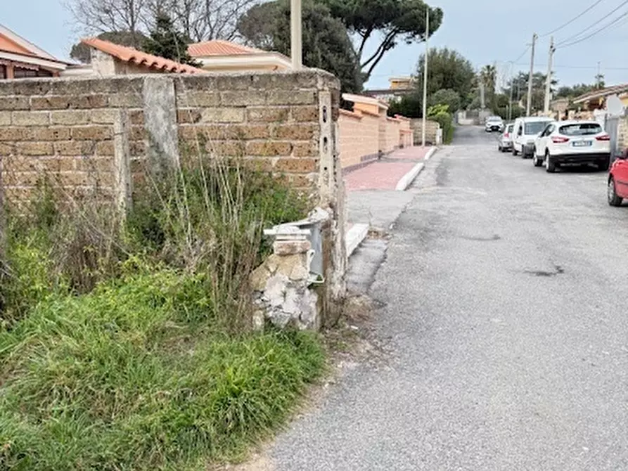 Immagine 19 di Terreno edificabile in vendita  in VIA CENTOCELLE 1 a Anzio