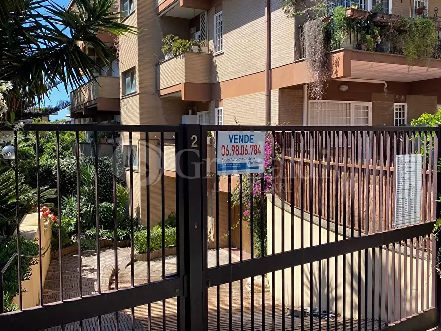 Immagine 10 di Garage in vendita  in VIA PEGASO 2 a Anzio