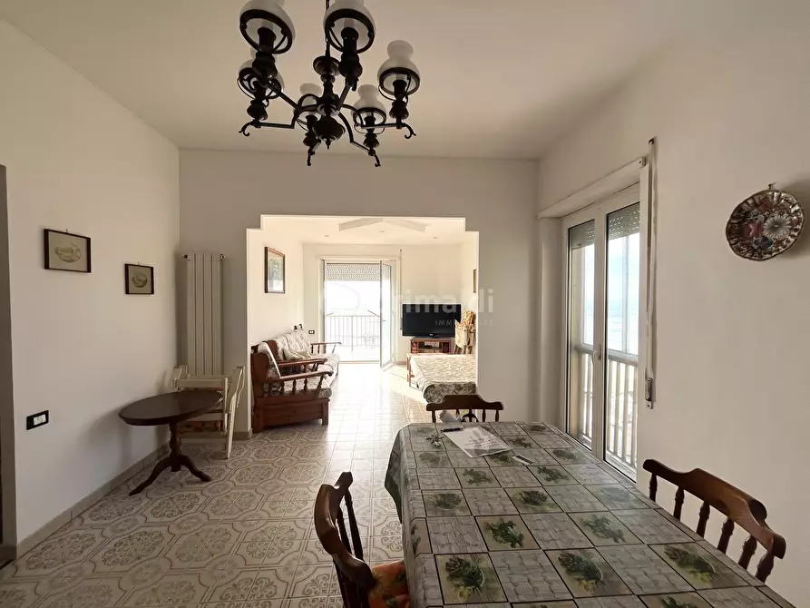 Immagine 7 di Trilocale in vendita  in Via Eolo 59 a Nettuno