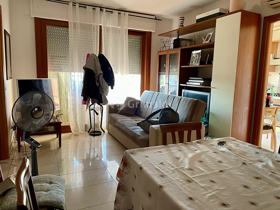 Immagine 2 di Quadrilocale in vendita  in Via Carroceto 154H a Aprilia