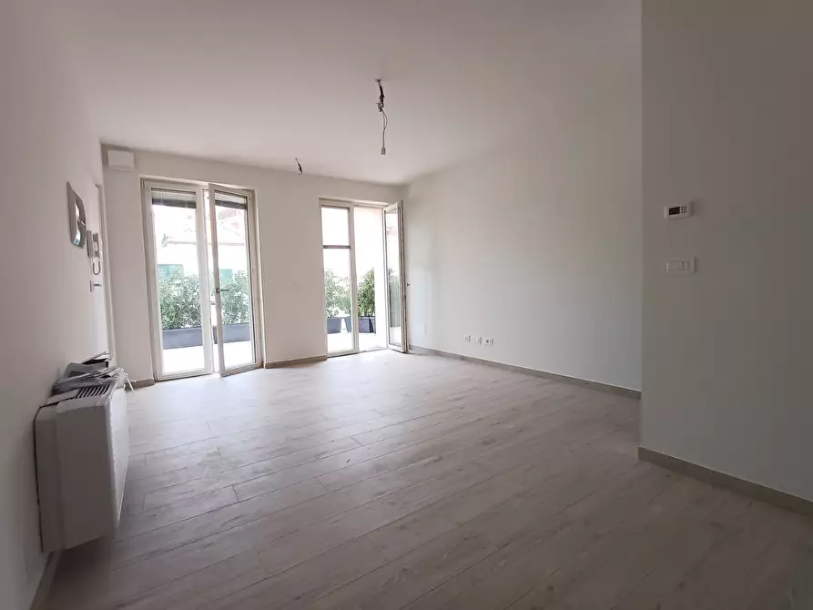 Immagine 14 di Bilocale in vendita  in Viale Dante Alighieri 27 a Sestri Levante