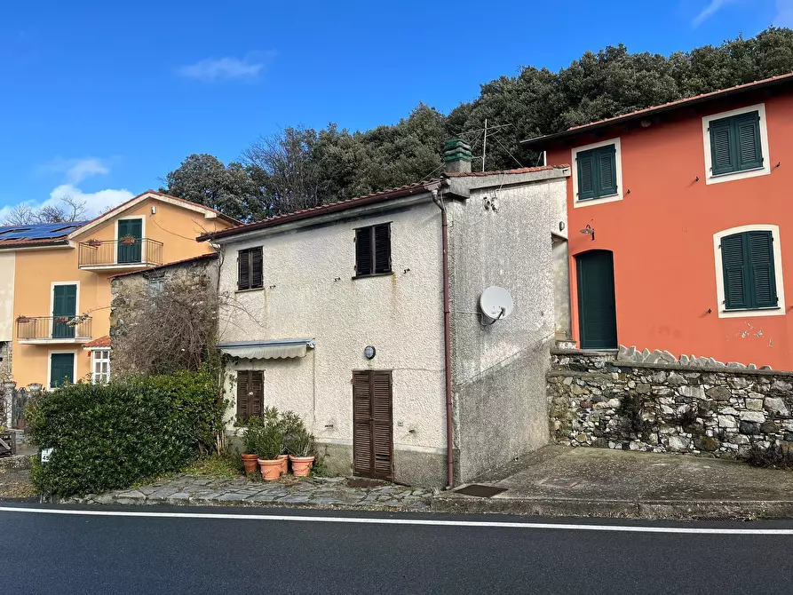 Immagine 1 di Trilocale in vendita  in Strada Statale 1 9 a Deiva Marina