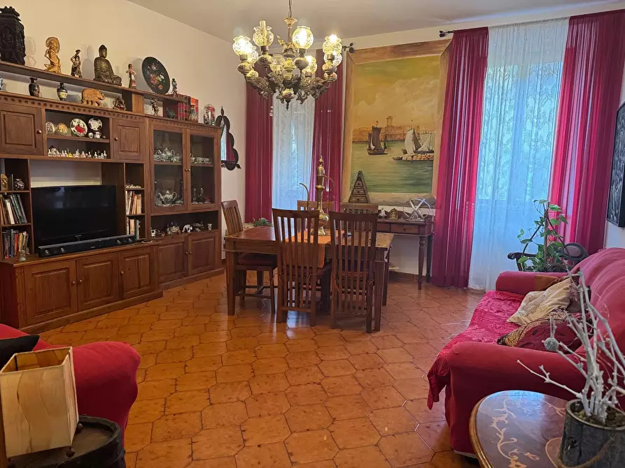 Immagine 3 di Trilocale in vendita  in Borgo Capuccini 179 a Livorno