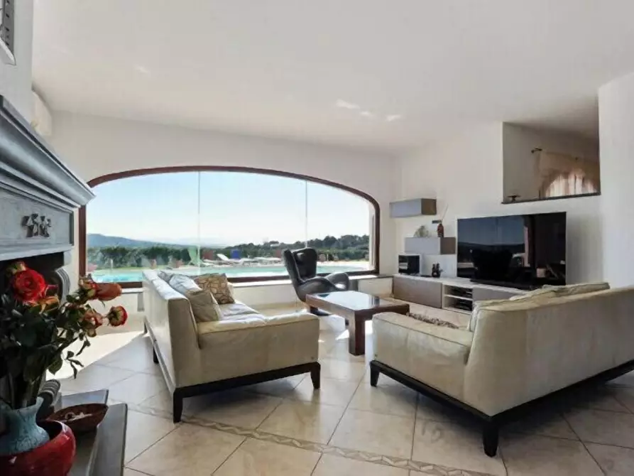 Immagine 17 di Villa in affitto  a Livorno