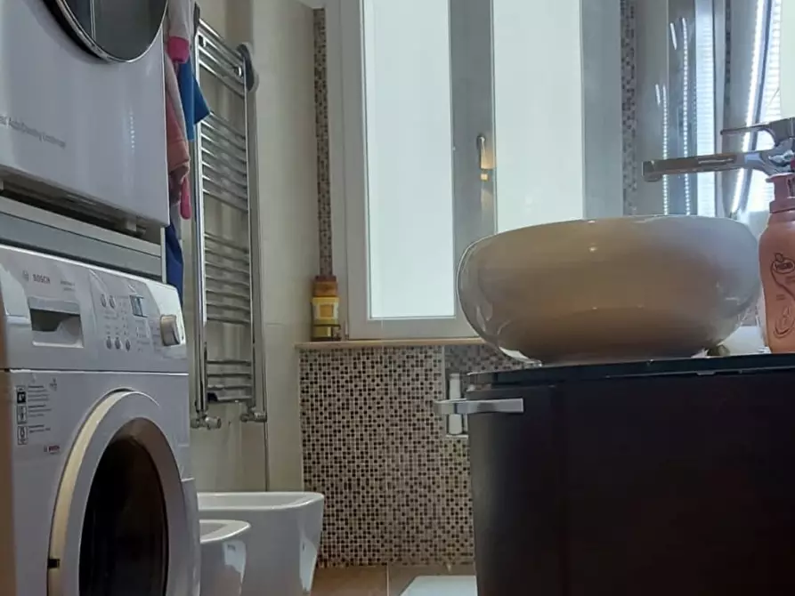 Immagine 3 di Trilocale in vendita  a Livorno