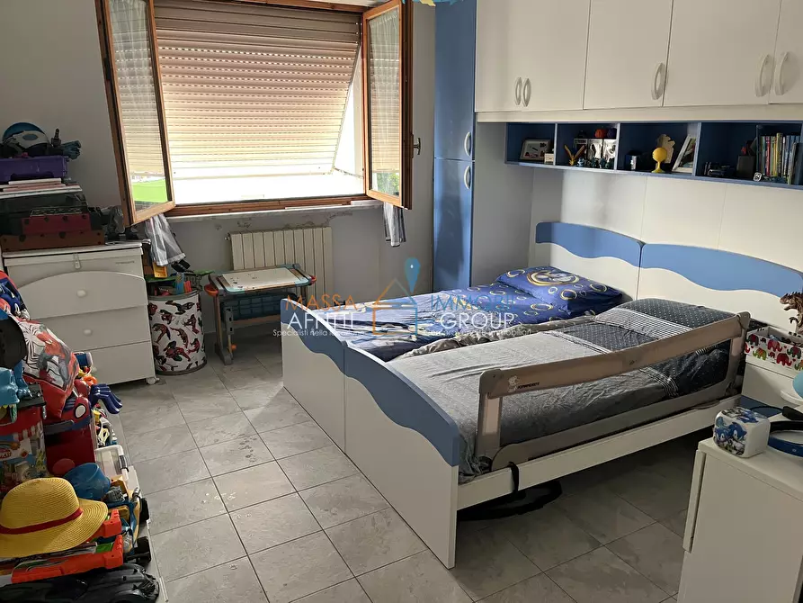 Immagine 17 di Pentalocale in vendita  in Via Manara Valgimigli 9 a Massa