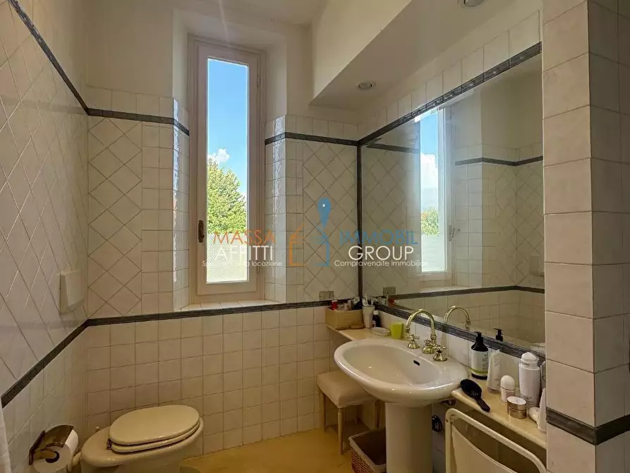 Immagine 13 di Pentalocale in vendita  in ⛉ Via Mazzini 20 a Forte Dei Marmi