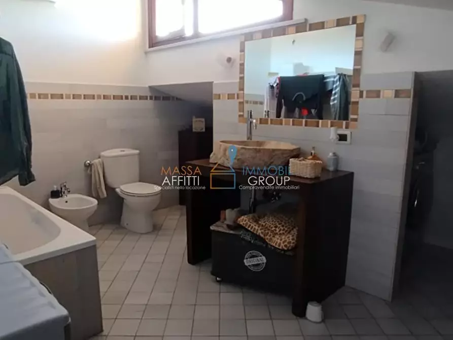 Immagine 21 di Pentalocale in vendita  in Via Flavio Torello Baracchini 3 a Massa