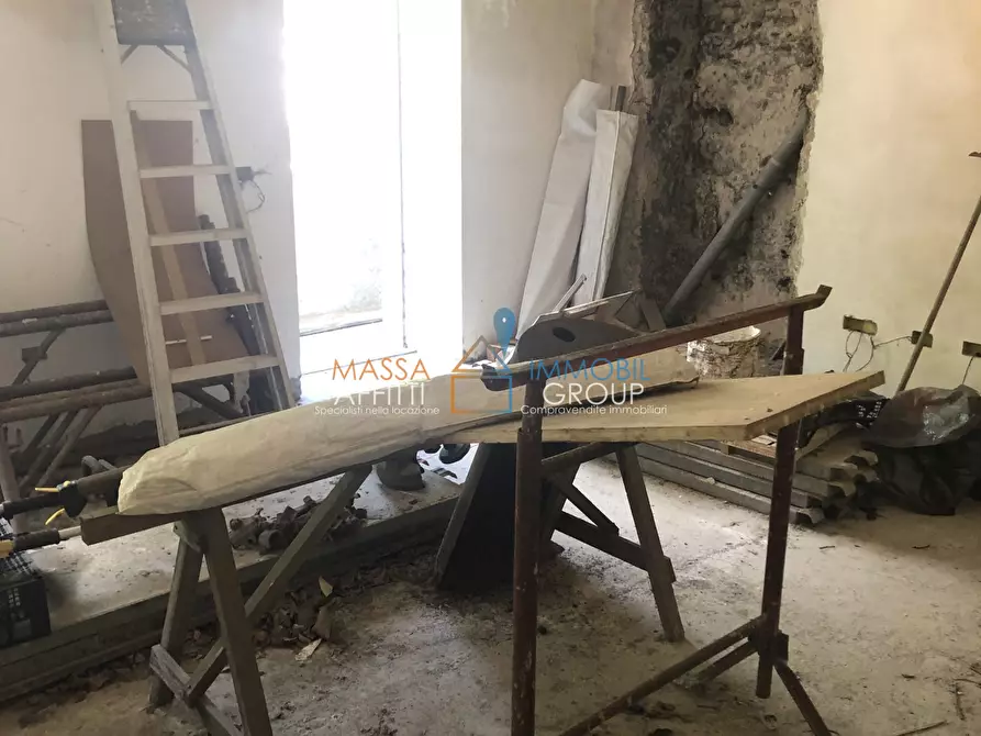 Immagine 3 di Villetta a schiera in vendita  in Via della Posta 43 a Massa